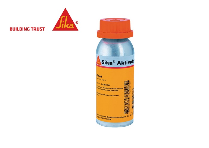 Activator 100 kleurloos op basis van oplosmiddel b.licht geelachtig 250 ml kan SIKA